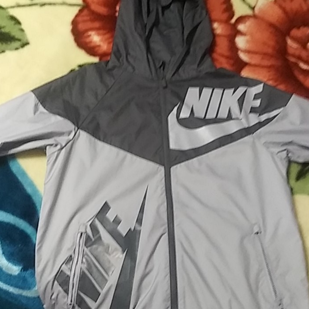 ✨ Nike bomber jacket✨